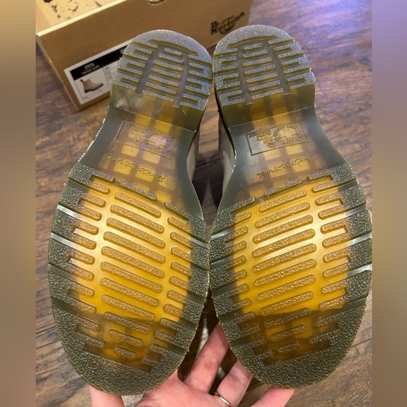 NWT /in Box ‼️ Dr Martens 2976 Vintage Taupe Chelsea Boots - Size US 9 - Picture 4 of 13